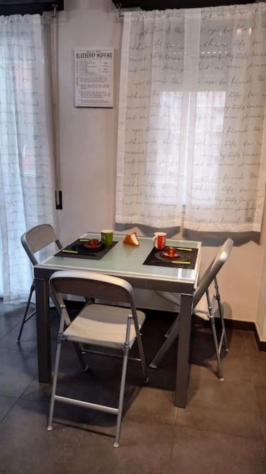 Appartamento Mama Monolocale Terrazzo Vista Mare 文蒂米利亚 外观 照片