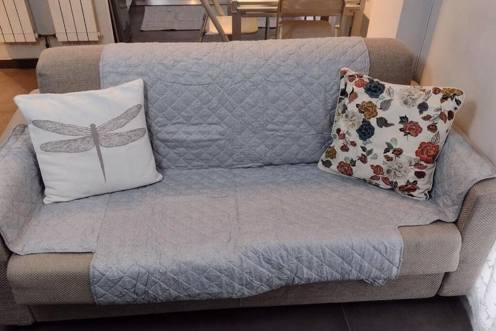 Appartamento Mama Monolocale Terrazzo Vista Mare 文蒂米利亚 外观 照片