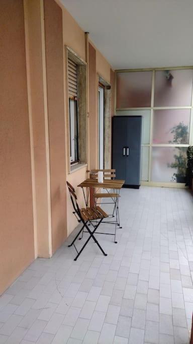 Appartamento Mama Monolocale Terrazzo Vista Mare 文蒂米利亚 外观 照片