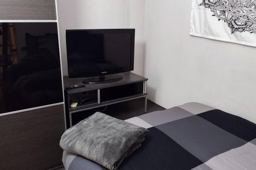 Appartamento Mama Monolocale Terrazzo Vista Mare 文蒂米利亚 外观 照片
