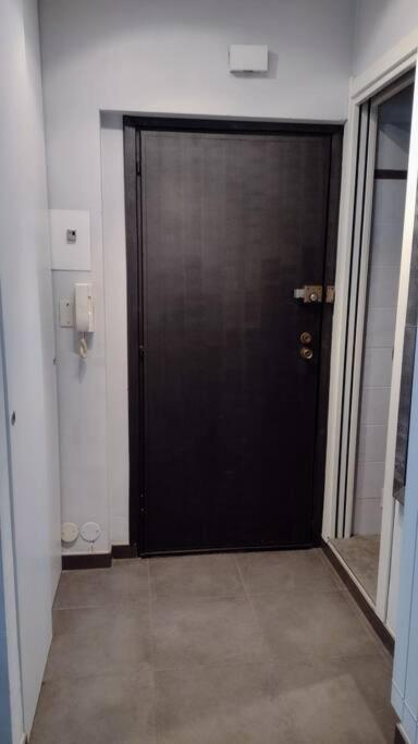 Appartamento Mama Monolocale Terrazzo Vista Mare 文蒂米利亚 外观 照片